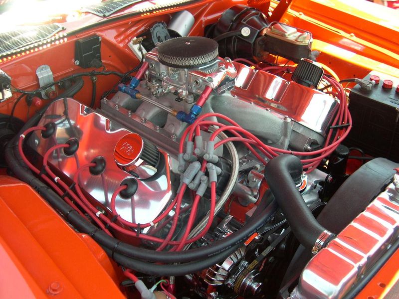 Wczesna wersja silnika HEMI.
